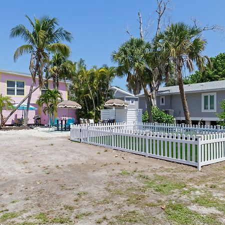 Charming Suite With Balcony And Bikes At Historic Sandpiper Inn Sanibel Exteriér fotografie